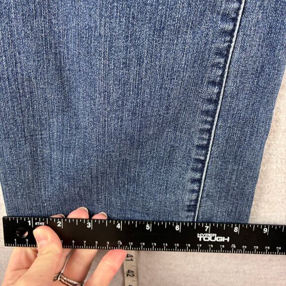 Soho Curvy Low Rise Y2K Bootcut Jeans Womens 2 Fading Blue Denim Stretch Comfort - Picture 10 of 11